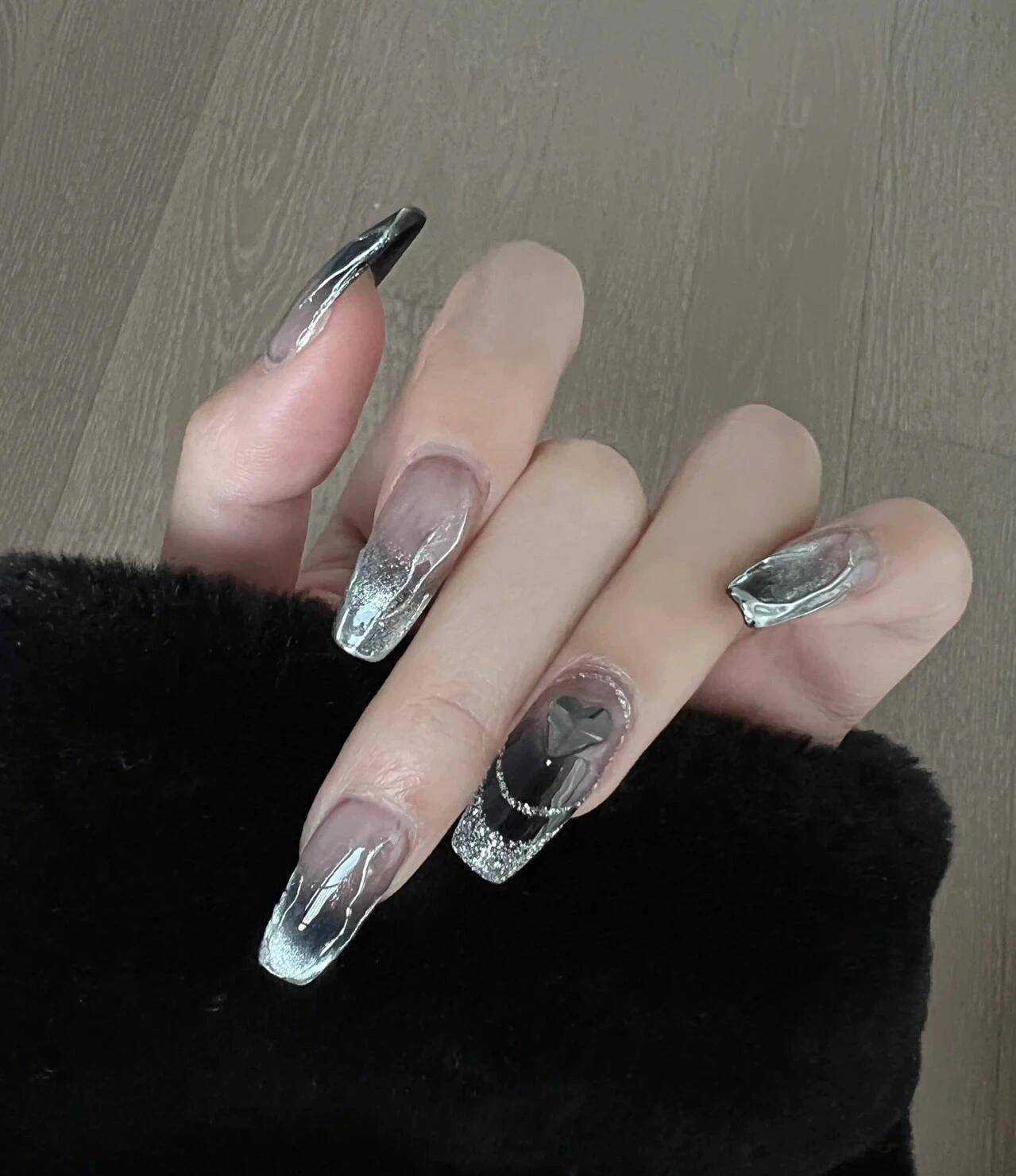 哪个猫眼颜色指甲好看 哪个猫眼颜色指甲好看