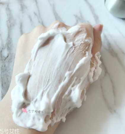 嘉娜宝玫瑰洁面好用不 嘉娜宝玫瑰洁面好用不