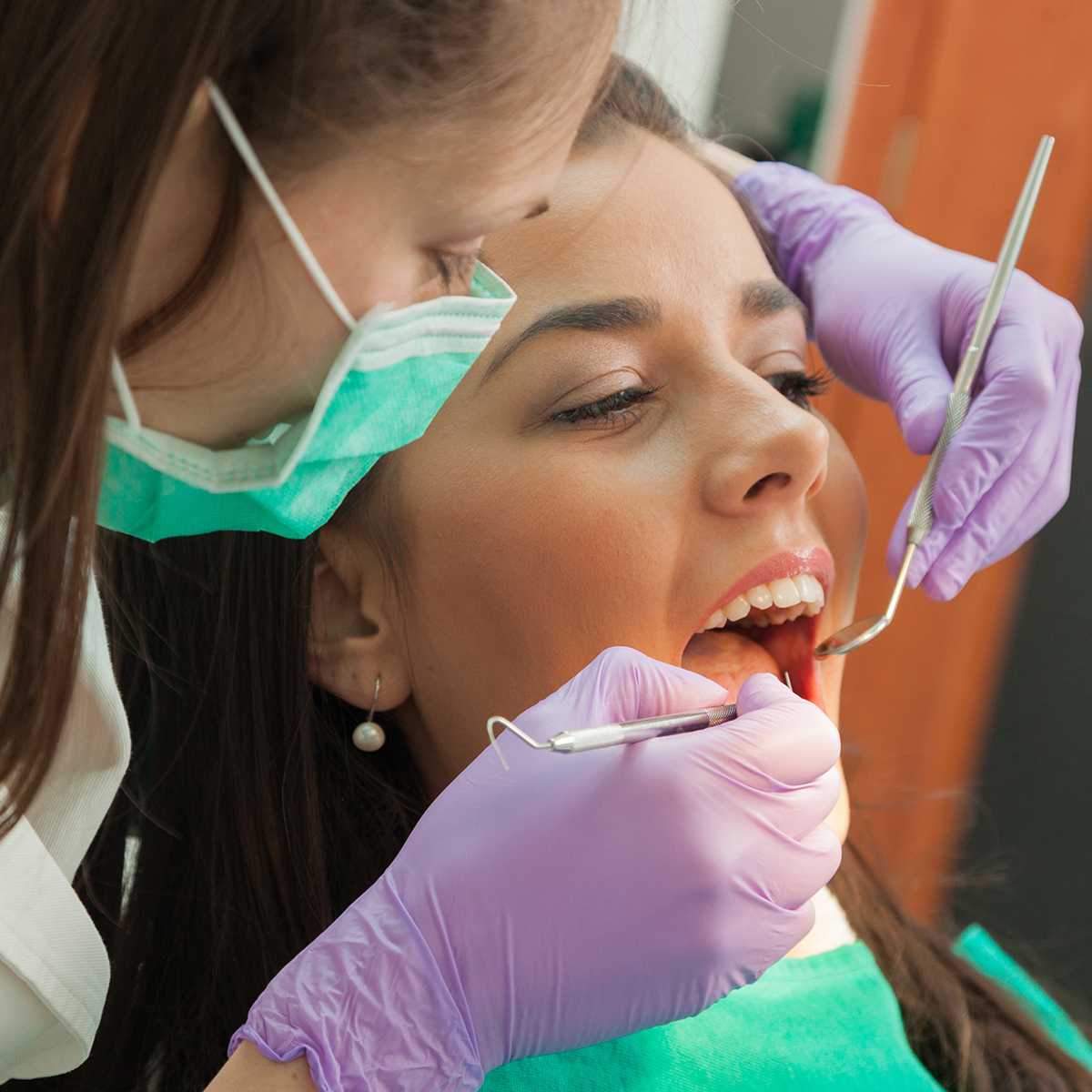 怎么能美白牙齿呢 牙齿着色的治疗手段有哪些 怎么能美白牙齿呢 牙齿着色的治疗手段有哪些