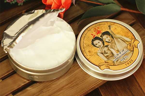 雪花膏对红血丝有用吗 雪花膏对红血丝有用吗