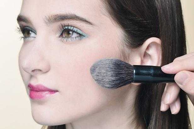 散粉能不能用在头发上