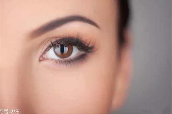 去鱼尾纹的最好土方法