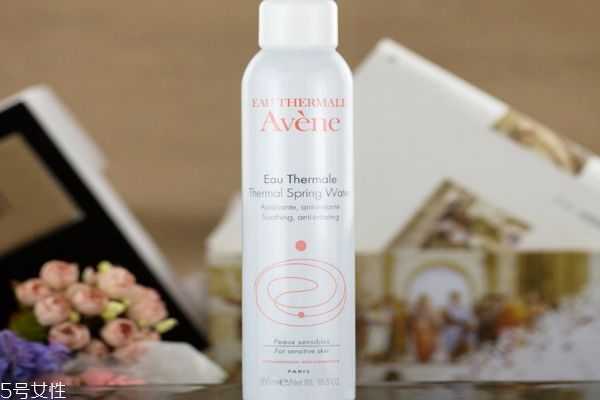 如何选购补水喷雾