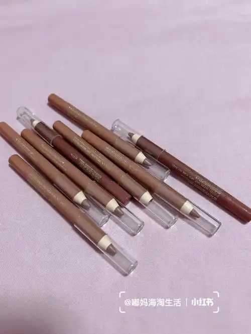 唇线笔是什么质地