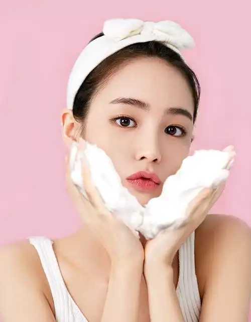 洁面慕斯适用人群有哪些 洁面慕斯适用人群有哪些