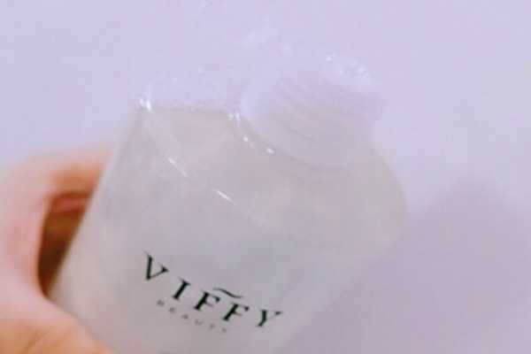 viffy鎏金卸妆水好用吗？viffy鎏金卸妆水有酒精吗
