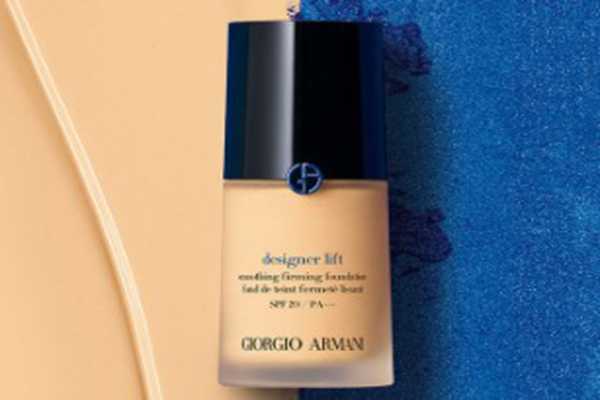 阿玛尼哪款粉底液适合干皮使用