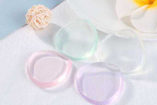 粉扑的类型 硅胶粉扑的用法 粉扑的类型 硅胶粉扑的用法