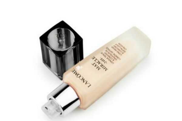 兰蔻持妆粉底液怎么样？兰蔻持妆粉底液持妆多久