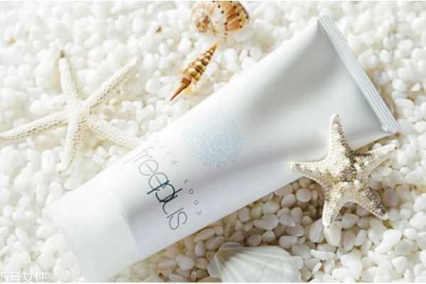 氨基酸洗面奶怎么用