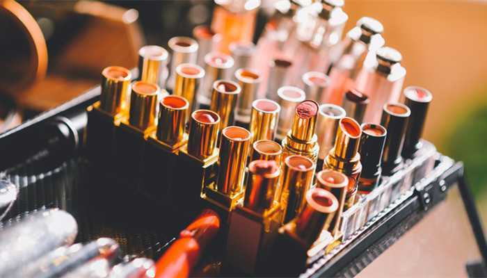 口红颜色有哪些 口红颜色有哪些