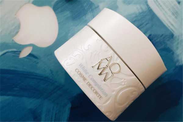 晚霜在护肤的第几步用？晚霜在面膜之前还是面膜之后用