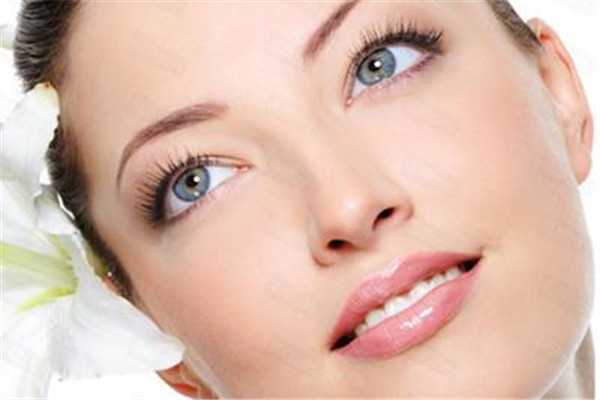 补水喷雾在护肤哪一步