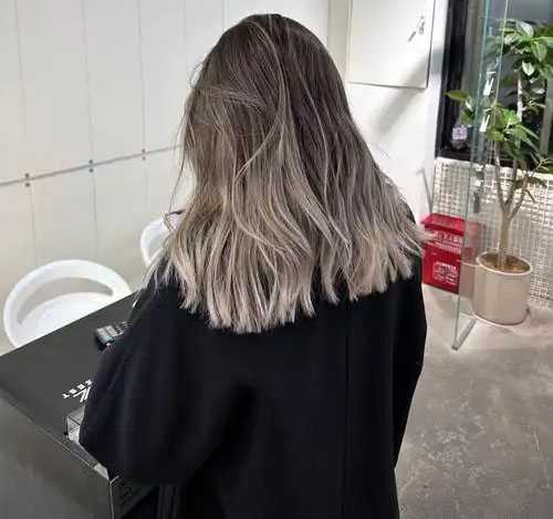 染发霜可以单独用吗 染发霜可以单独用吗