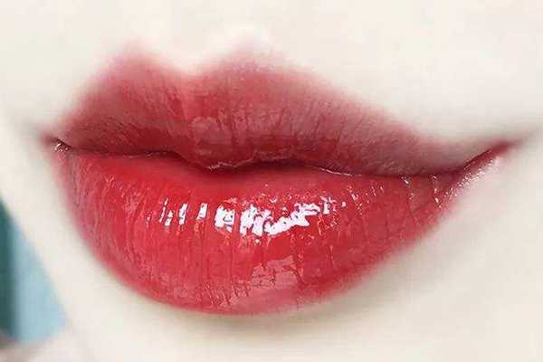 圣罗兰口红哪款好用?2025圣罗兰热门色号有哪些? 圣罗兰口红哪款好用?2025圣罗兰热门色号有哪些?