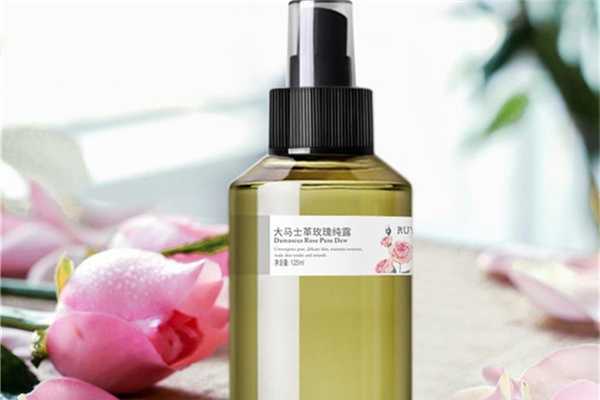 玫瑰水保湿补水效果好吗