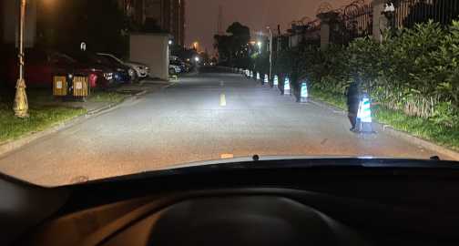 网上几十块的led车灯能买吗