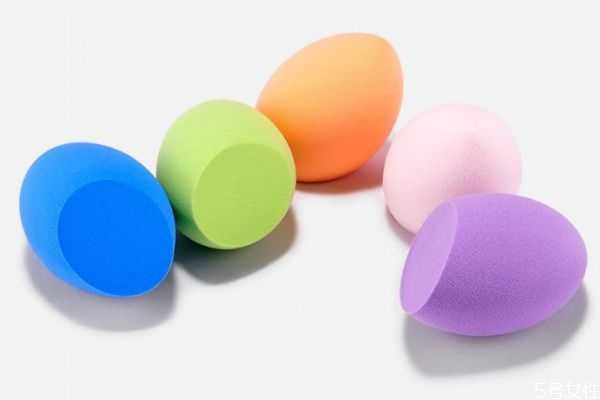 怎么用美妆蛋上腮红?美妆蛋上腮红步骤 怎么用美妆蛋上腮红?美妆蛋上腮红步骤