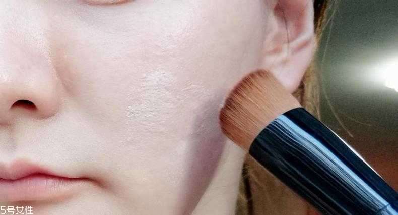 资生堂粉底刷好用吗