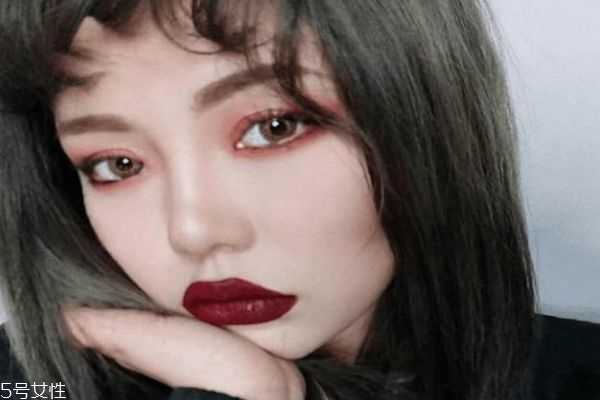 硅水凝胶美瞳怎么样？硅水凝胶美瞳与普通美瞳有什么区别