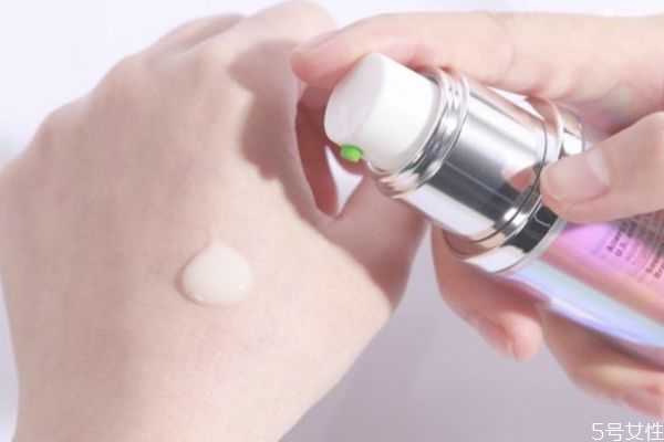 倩碧302美白镭射瓶敏感肌能用吗?倩碧镭射瓶使用步骤 倩碧302美白镭射瓶敏感肌能用吗?倩碧镭射瓶使用步骤