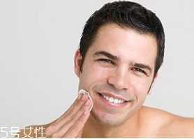 男人衰老的快什么原因？男人衰老的五大特征