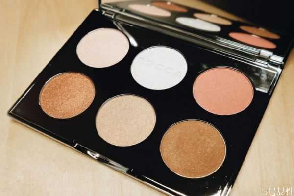 高光可以用眼影代替吗 高光可以用眼影代替吗