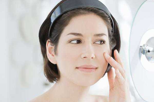 苏菲娜隔离痘痘肌可以用吗 苏菲娜隔离痘痘肌可以用吗