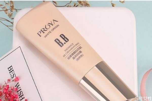 珀莱雅bb霜怎么用 珀莱雅bb霜适合什么肤质 珀莱雅bb霜怎么用 珀莱雅bb霜适合什么肤质