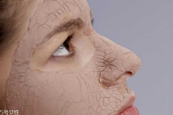 做完面膜后需要洗脸吗