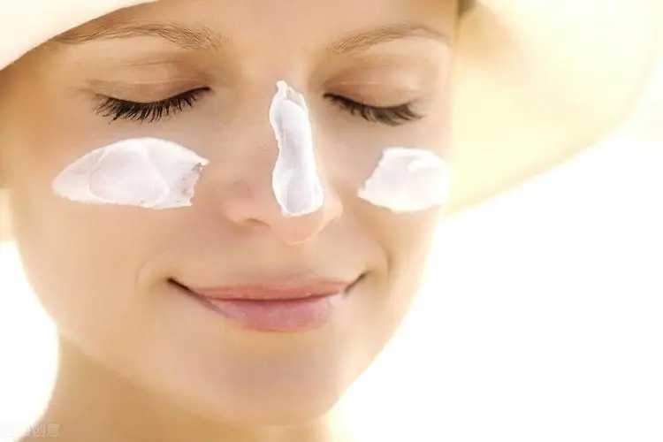 肌底液晚上用还是白天用 肌底液晚上用还是白天用