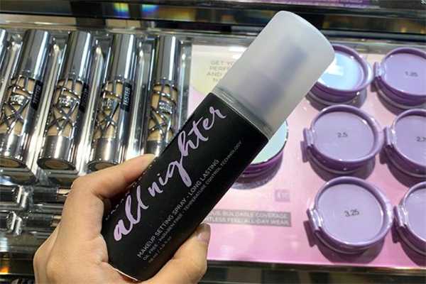 衰败城市定妆喷雾能带上飞机吗？衰败城市定妆喷雾有几种