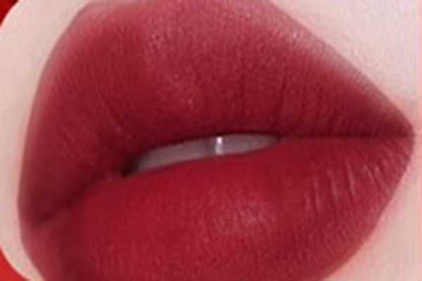脸黑用什么颜色的口红? 脸黑用什么颜色的口红?