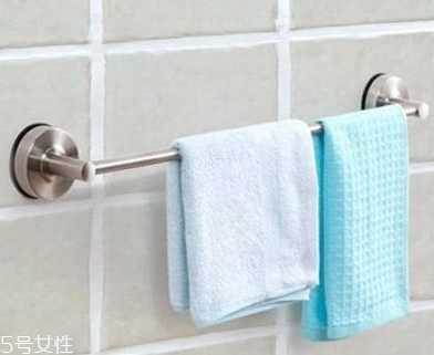 一次性洗脸巾好还是毛巾好