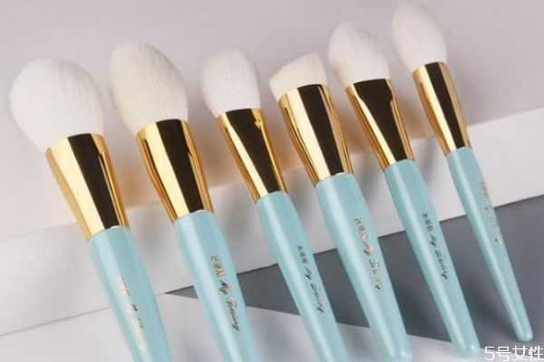 化妆刷有必要买吗