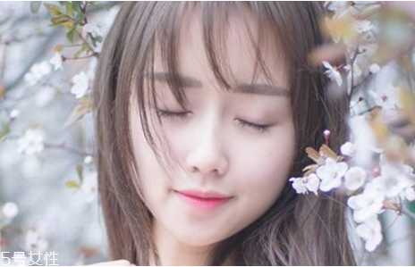 夏天皮肤缺水怎么办 夏天皮肤缺水怎么调理