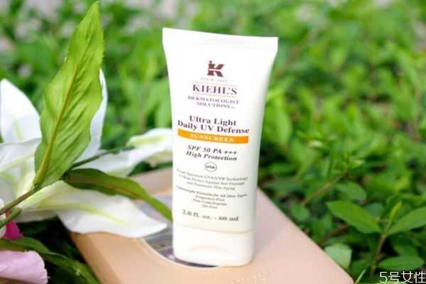 嘉娜宝和科颜氏防晒效果哪个好？科颜氏防晒使用注意事项