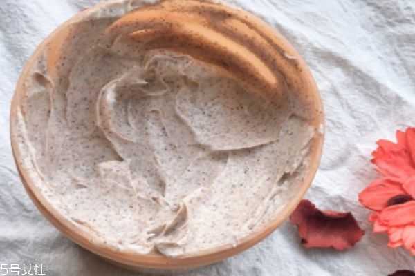 半亩花田磨砂膏怎么样 半亩花田磨砂膏怎么样