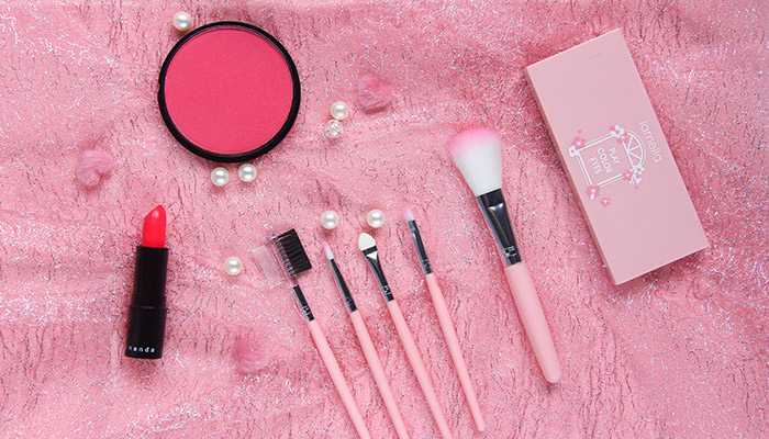 化妆刷用之前要洗吗 化妆刷用之前要洗吗