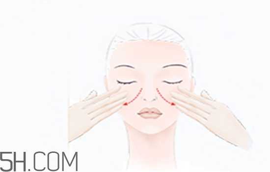 雅顿橘灿精华适合什么肤质 雅顿橘灿精华怎么使用