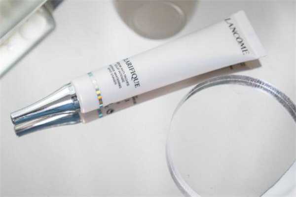 兰蔻极光精华怎么样 兰蔻极光精华好用吗