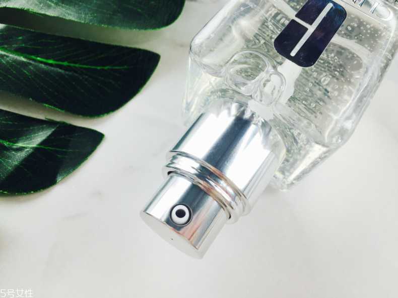 倩碧透明黄油怎么样