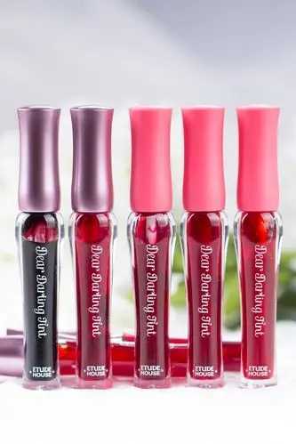 唇蜜小样和正装有区别吗