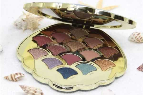 细闪眼影盘有哪些？好看的细闪眼影