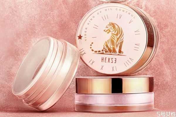 韩熙贞散粉和花西子散粉哪个好 韩熙贞散粉和花西子散粉哪个好