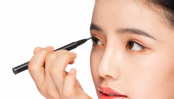 眼线笔怎么用 眼线笔怎么用