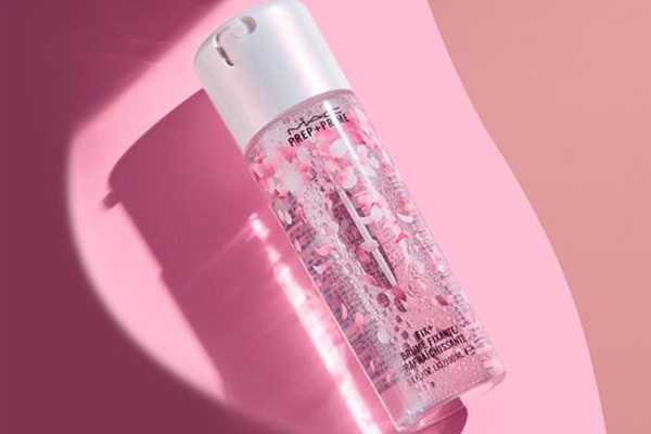 ​mac定妆喷雾使用效果 mac定妆喷雾适合油皮使用吗