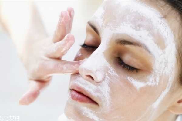 天然去黑头的方法