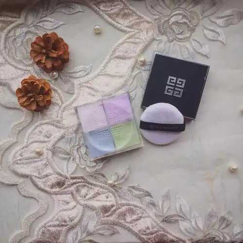 散粉可以和其他化妆品一起使用吗？两种散粉能混着用么