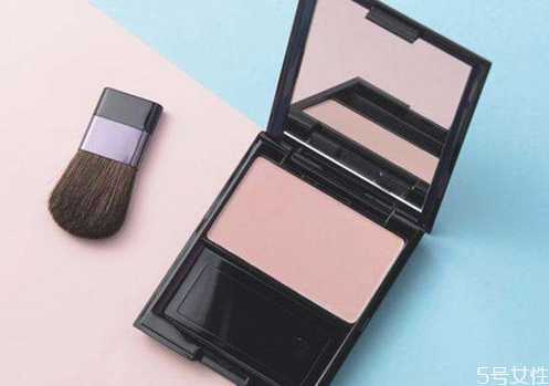 女生打高光和不打的区别